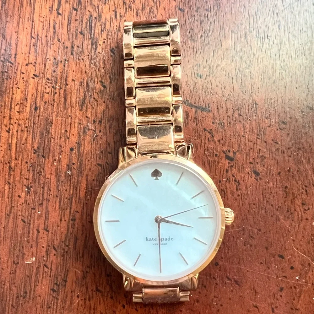Kate spade analog watch
